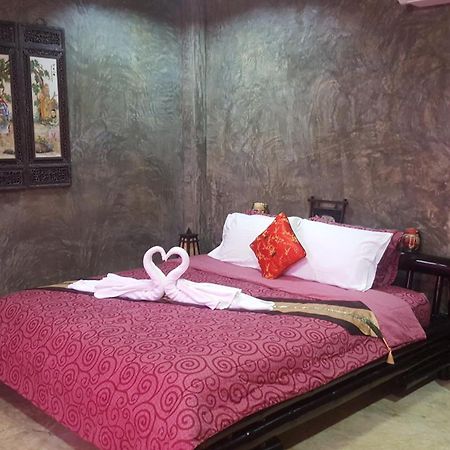 Rong Sak Angels Chambres D'Hotes מראה חיצוני תמונה